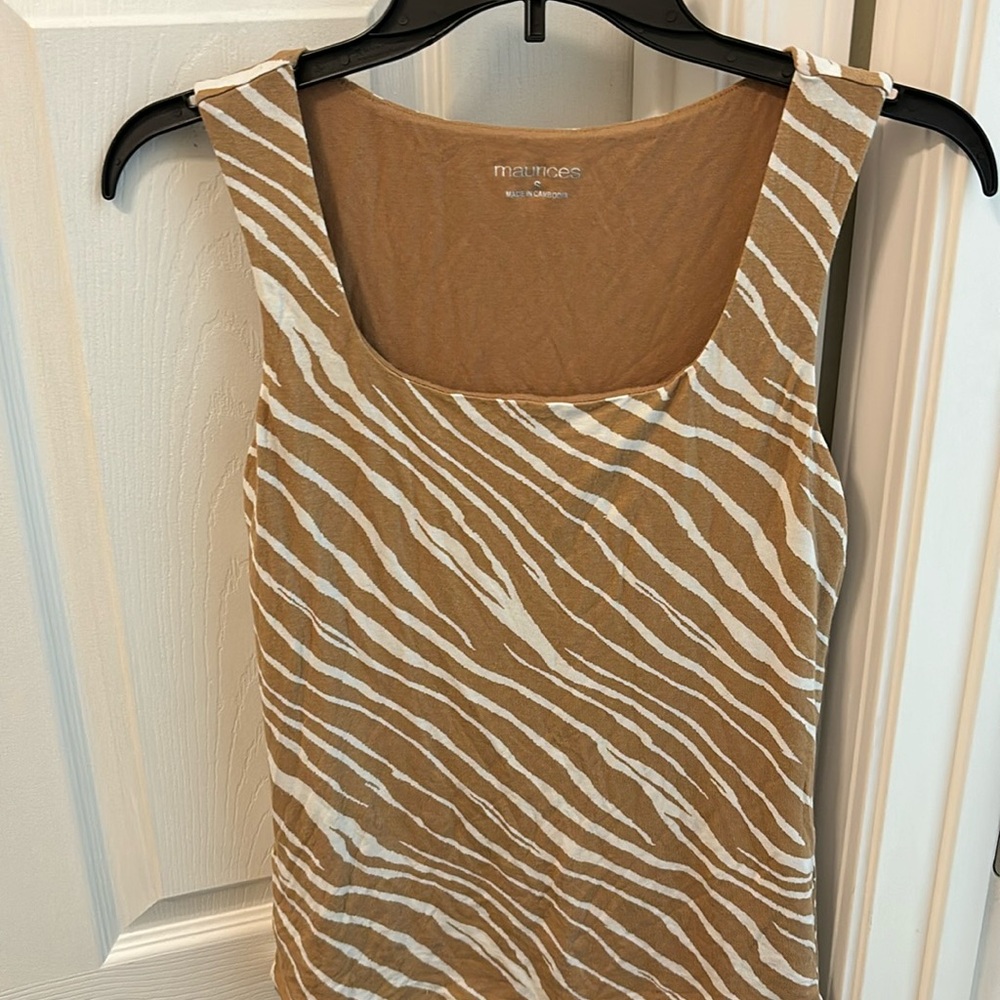Women’s tan and cream body shaping Maurice’s tank. Size small.